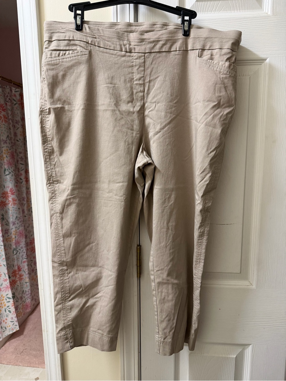 Women's Tan Stretch Capri Jeans Kim Roger’s 18